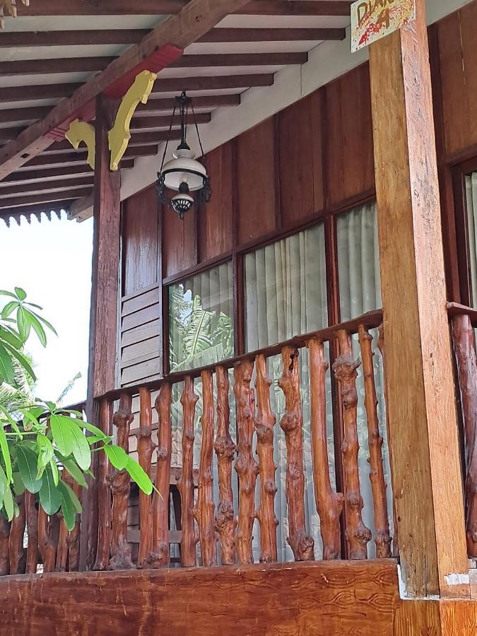 Diana'S Homestay Banyuwangi  Εξωτερικό φωτογραφία