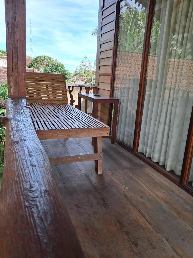 Diana'S Homestay Banyuwangi  Εξωτερικό φωτογραφία