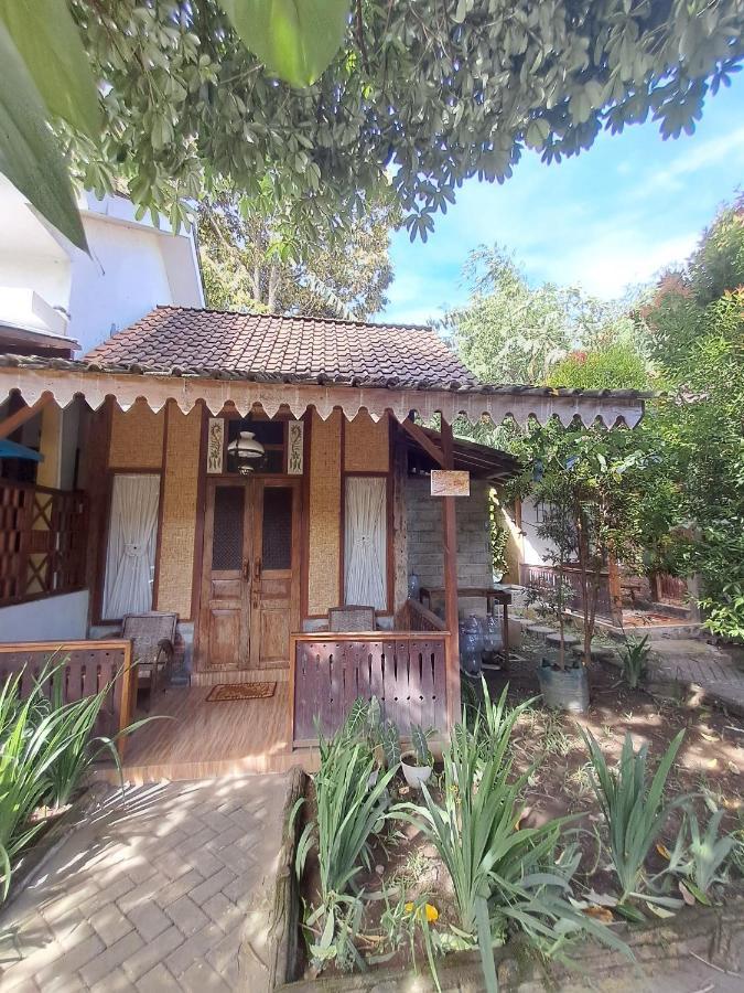 Diana'S Homestay Banyuwangi  Εξωτερικό φωτογραφία