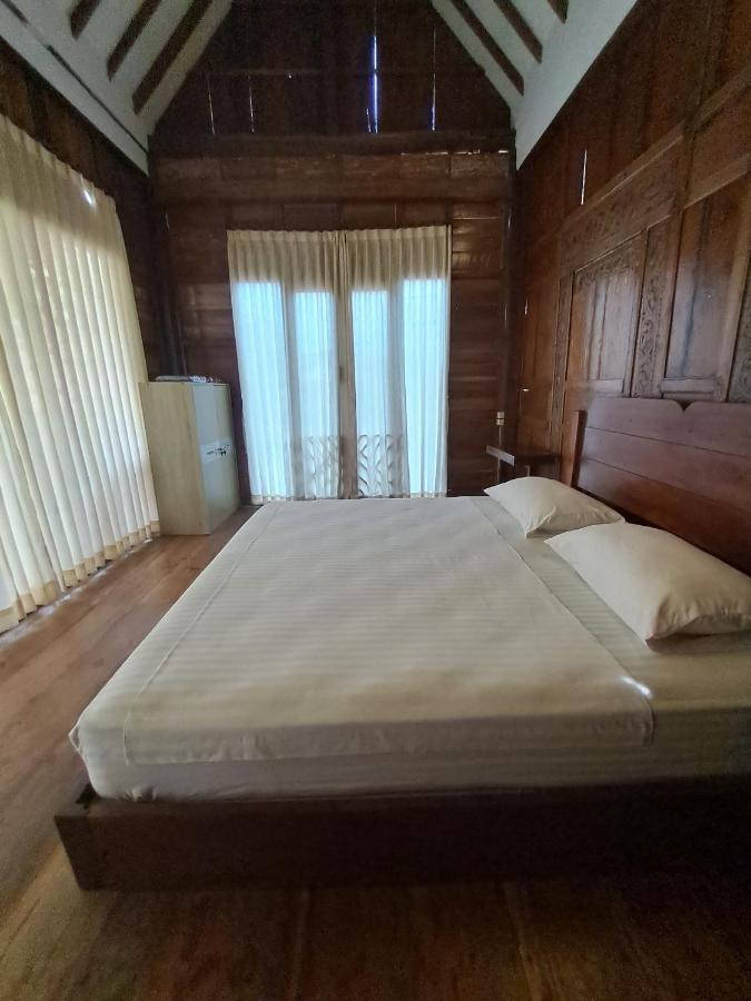 Diana'S Homestay Banyuwangi  Εξωτερικό φωτογραφία