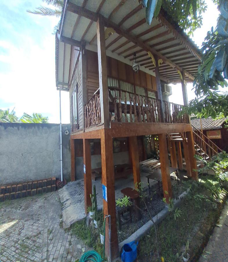 Diana'S Homestay Banyuwangi  Εξωτερικό φωτογραφία