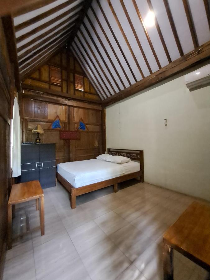 Diana'S Homestay Banyuwangi  Εξωτερικό φωτογραφία