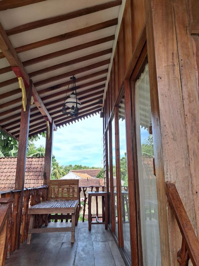 Diana'S Homestay Banyuwangi  Εξωτερικό φωτογραφία