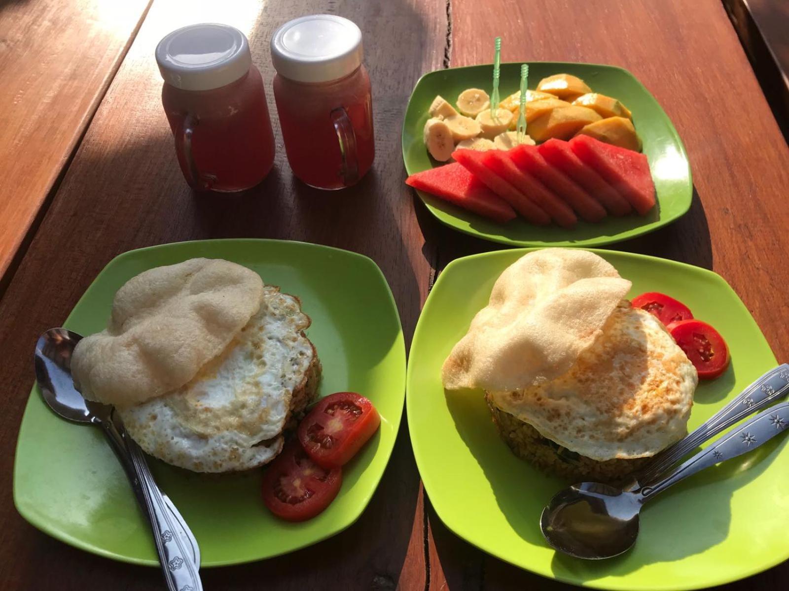 Diana'S Homestay Banyuwangi  Εξωτερικό φωτογραφία